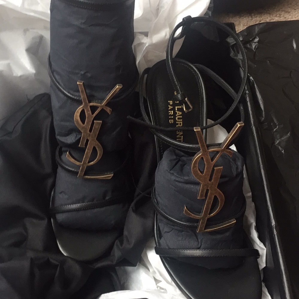 Yves Saint Laurent Cassandra Ankle strap sandals - Picture 2 of 6